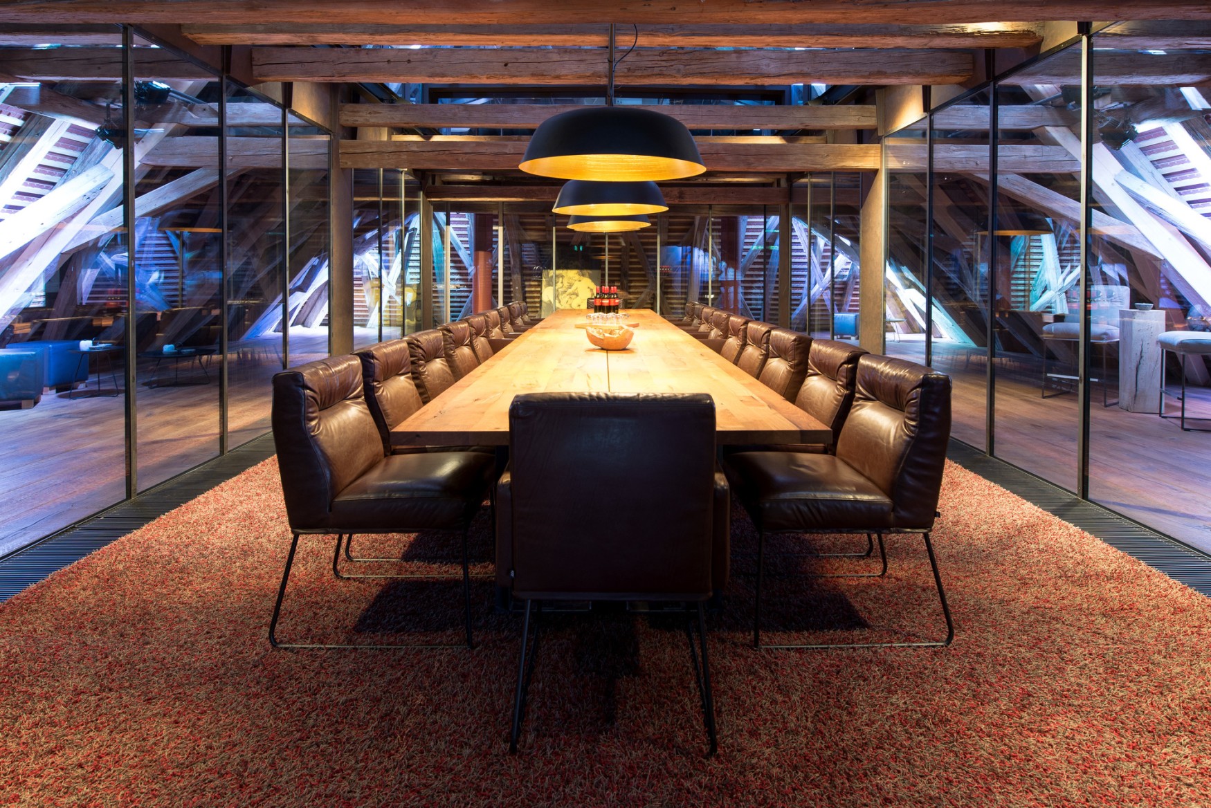 objekt-weingut-meinzinger-youma-chr-dk-ma-oa-pol-kff-anja-9-1750x-q90