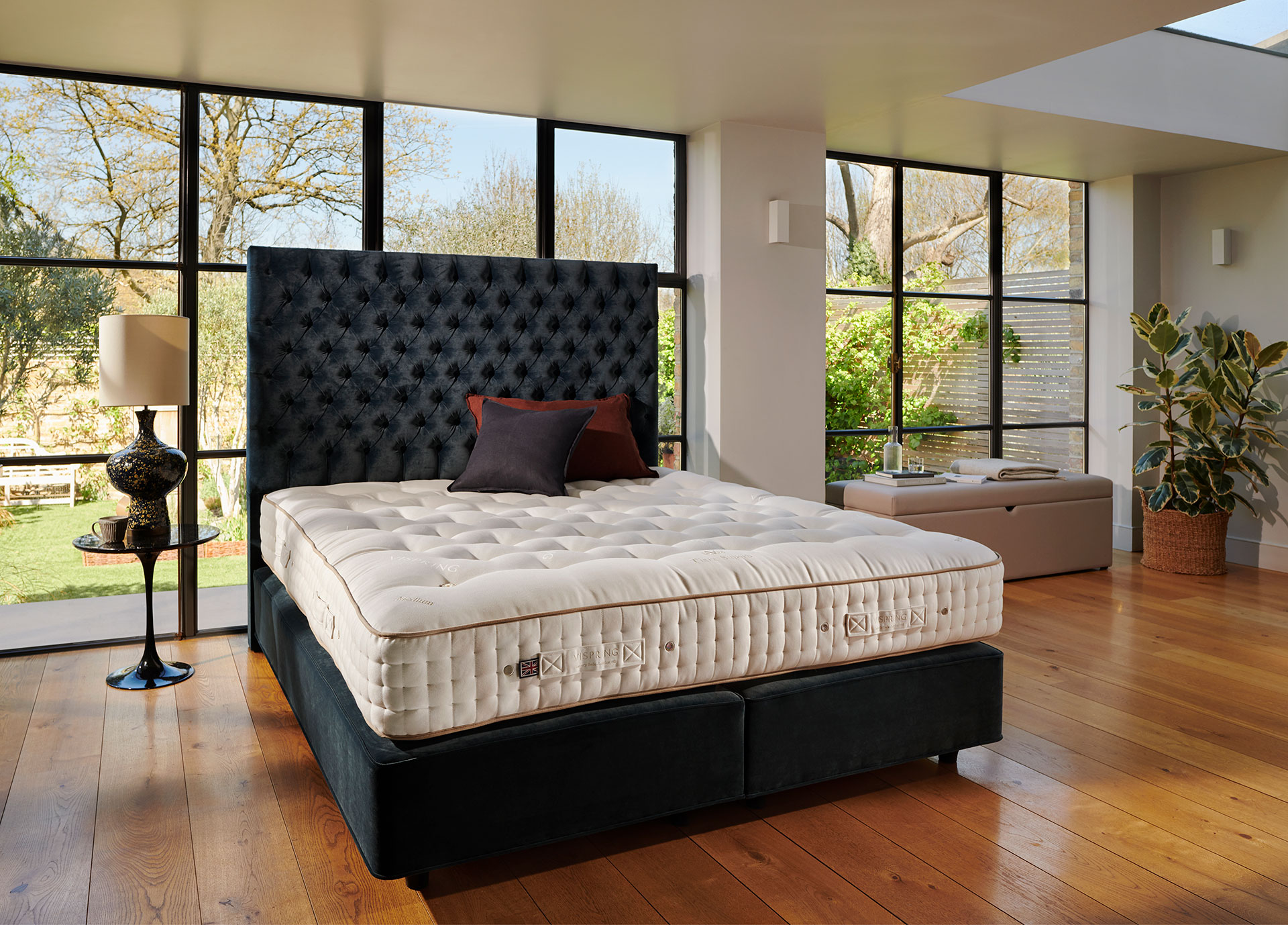 Luxe-Collection_Undressed_Landscape-(1)